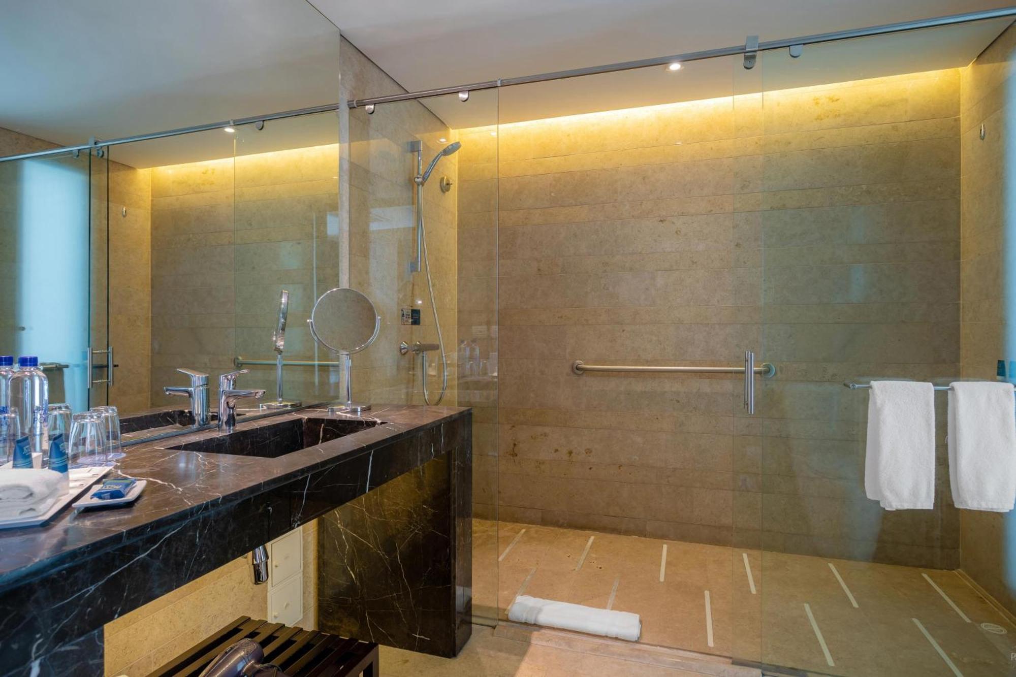 Four Points By Sheraton Bogota Buitenkant foto